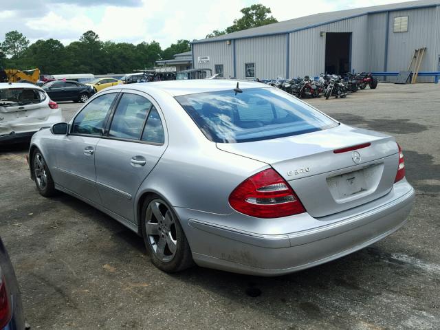 WDBUF65J75A691497 - 2005 MERCEDES-BENZ E 320 SILVER photo 3