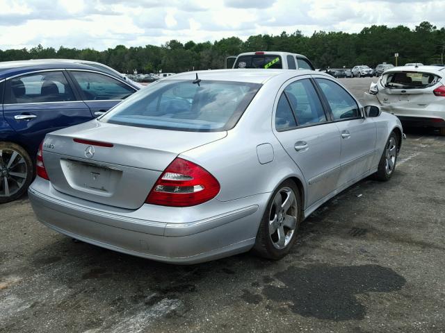 WDBUF65J75A691497 - 2005 MERCEDES-BENZ E 320 SILVER photo 4