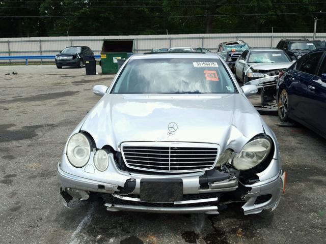 WDBUF65J75A691497 - 2005 MERCEDES-BENZ E 320 SILVER photo 9