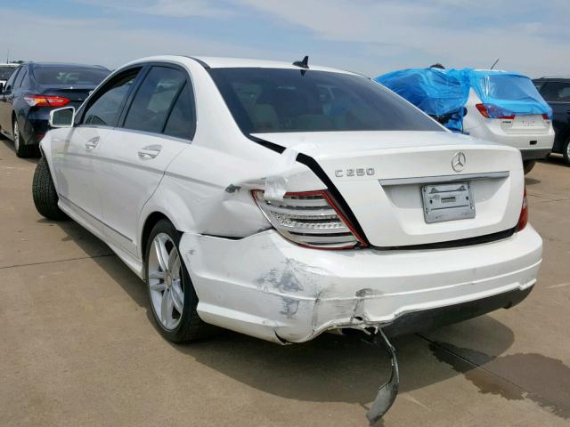 WDDGF4HB1ER320348 - 2014 MERCEDES-BENZ C 250 WHITE photo 3