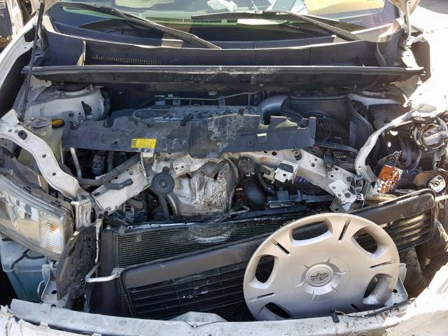 JTLZE4FE2B1126171 - 2011 TOYOTA SCION XB 白色 照片 7