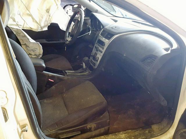 1G1ZC5EU5CF124072 - 2012 CHEVROLET MALIBU 1LT WHITE photo 5