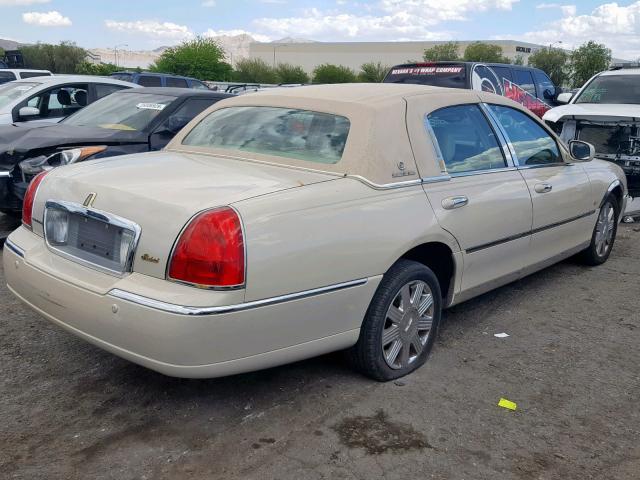 1LNHM83W03Y638501 - 2003 LINCOLN TOWN CAR C BEIGE photo 4