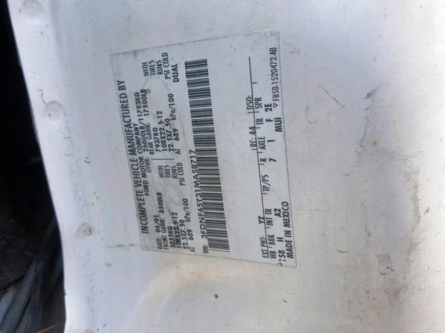 3FDNF65Y31MA58717 - 2001 FORD F650 SUPER WHITE photo 10