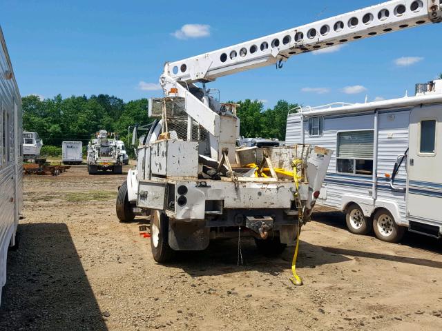 3FDNF65Y31MA58717 - 2001 FORD F650 SUPER WHITE photo 9