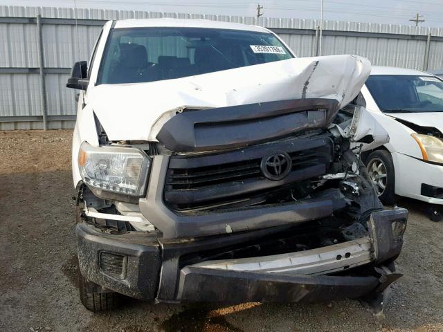 5TFRM5F13EX070373 - 2014 TOYOTA TUNDRA DOU WHITE photo 9