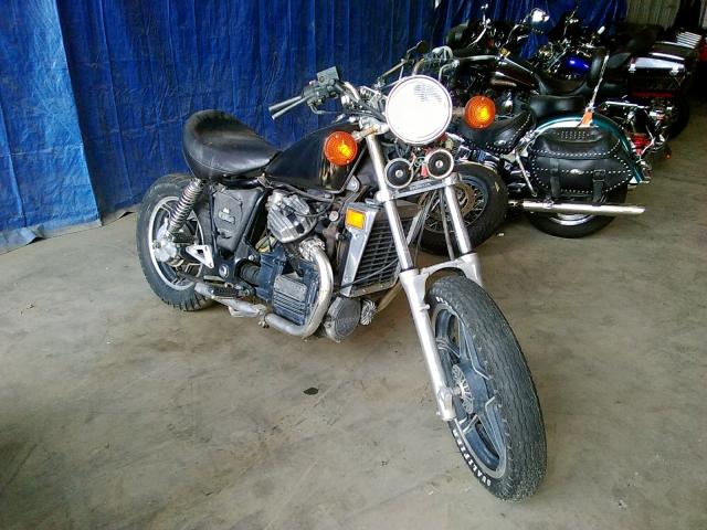 JH2RC1100DM001076 - 1983 HONDA CX650 C Qara foto 1