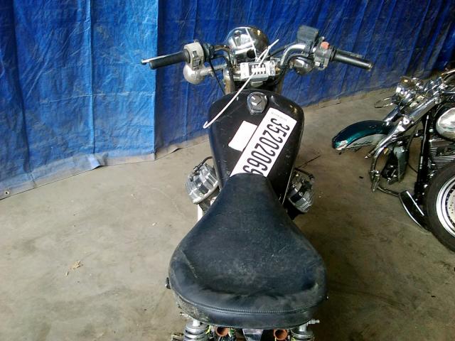 JH2RC1100DM001076 - 1983 HONDA CX650 C Qara foto 5