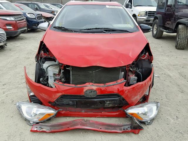 JTDKDTB39G1134290 - 2016 TOYOTA PRIUS C RED photo 9