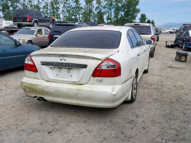 JNKBF01AX2M007224 - 2002 INFINITI Q45 WHITE photo 4