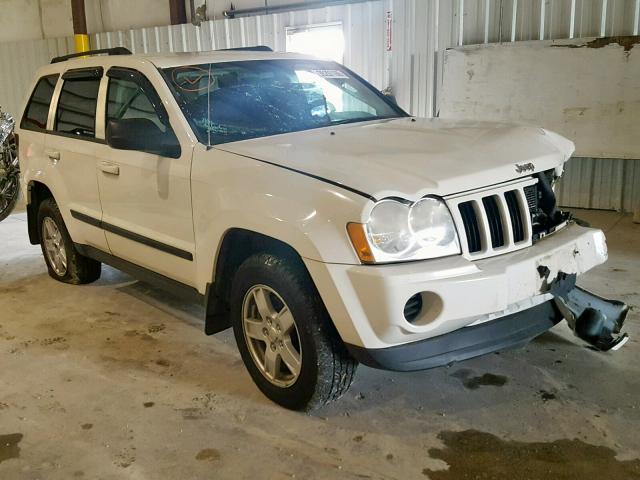 1J8GR48K57C535926 - 2007 JEEP GRAND CHER WHITE photo 1