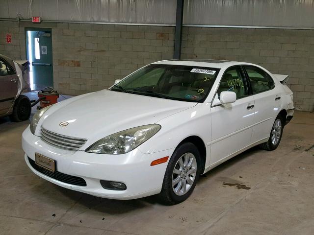 JTHBF30G225024858 - 2002 LEXUS ES 300 WHITE photo 2