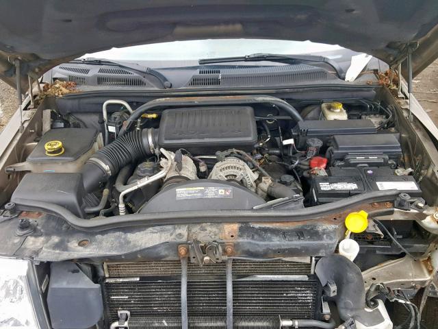 1J8HG48N66C265205 - 2006 JEEP COMMANDER GOLD photo 7