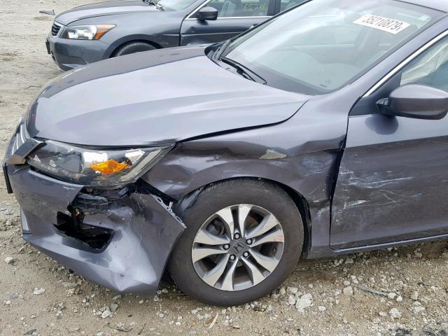 1HGCR2F3XDA022024 - 2013 HONDA ACCORD LX GRAY photo 9