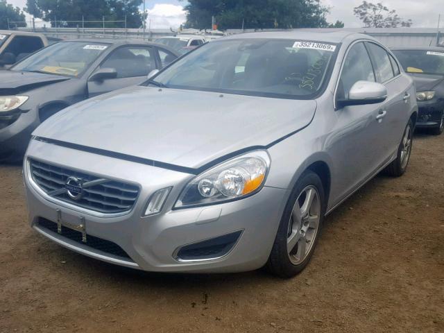 YV1622FS7C2134385 - 2012 VOLVO S60 T5 SILVER photo 2