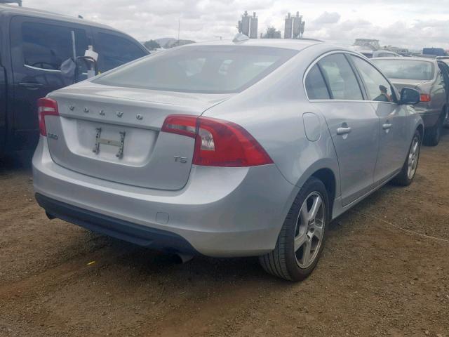 YV1622FS7C2134385 - 2012 VOLVO S60 T5 SILVER photo 4