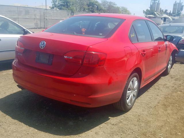 3VW2K7AJXCM352973 - 2012 VOLKSWAGEN JETTA BASE RED photo 4
