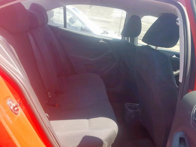 3VW2K7AJXCM352973 - 2012 VOLKSWAGEN JETTA BASE RED photo 6
