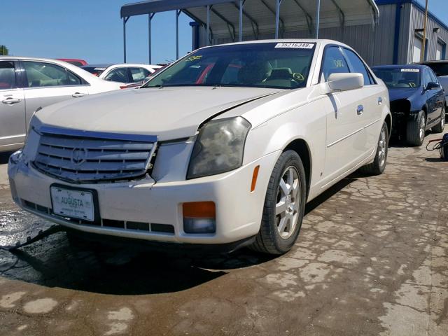 1G6DP577X70141930 - 2007 CADILLAC CTS HI FEA WHITE photo 2