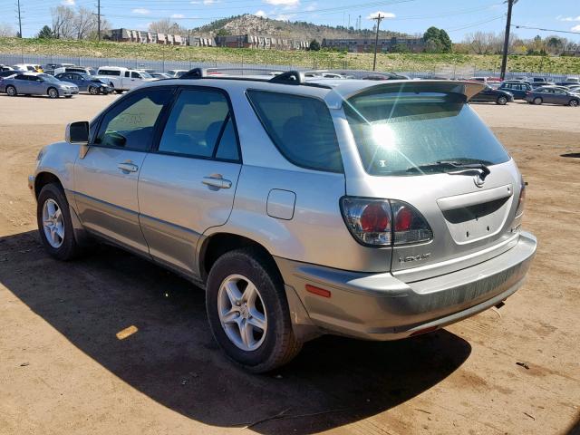 JT6HF10U3Y0121487 - 2000 LEXUS RX 300 SILVER photo 3