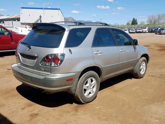 JT6HF10U3Y0121487 - 2000 LEXUS RX 300 SILVER photo 4