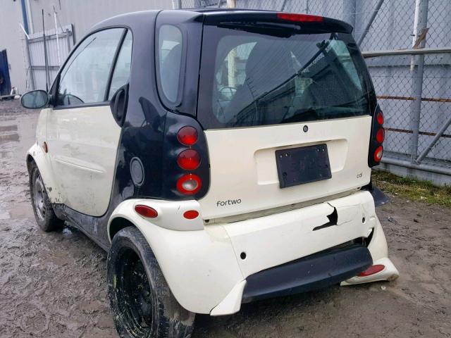 WMEAJ00F26J273306 - 2006 SMART FORTWO WHITE photo 3