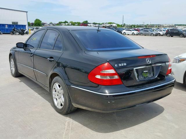 WDBUF65J43A279910 - 2003 MERCEDES-BENZ E 320 BLACK photo 3