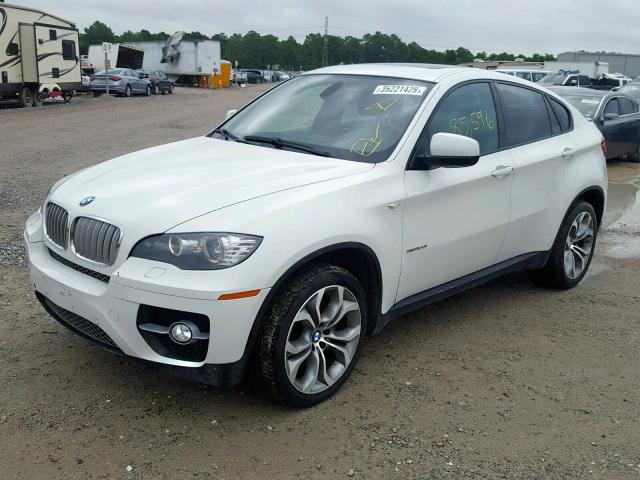 5UXFG8C5XCLZ97201 - 2012 BMW X6 XDRIVE5 WHITE photo 2