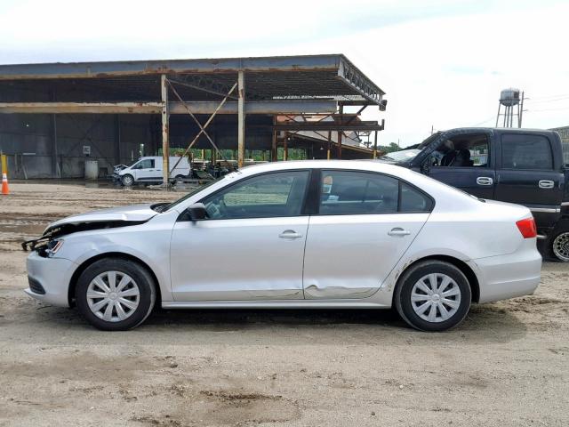 3VW2K7AJ3BM389958 - 2011 VOLKSWAGEN JETTA BASE SILVER photo 9