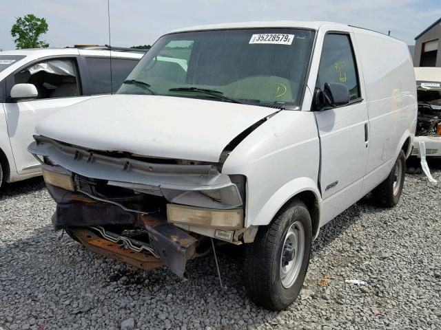 1GCDM19W6YB174948 - 2000 CHEVROLET ASTRO WHITE photo 2