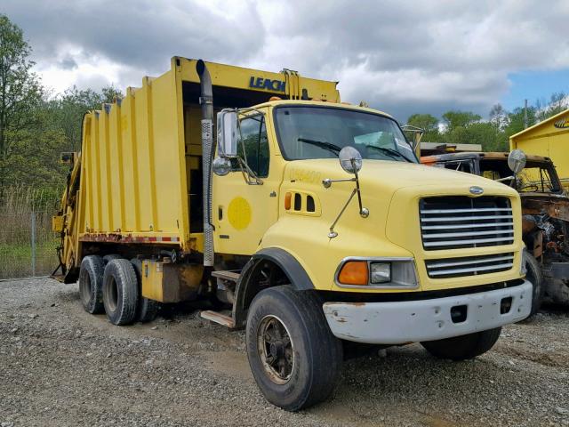 2FZXEMCB1YAG22116 - 2000 STERLING TRUCK LT 9500 YELLOW photo 1