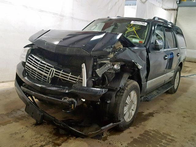 5LMFU28548LJ09610 - 2008 LINCOLN NAVIGATOR BLACK photo 2
