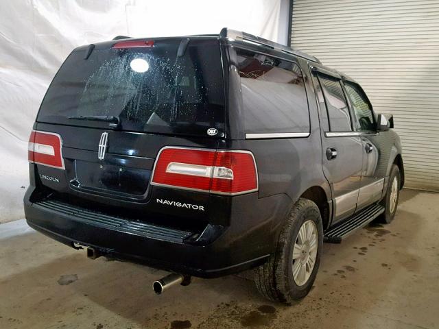 5LMFU28548LJ09610 - 2008 LINCOLN NAVIGATOR BLACK photo 4