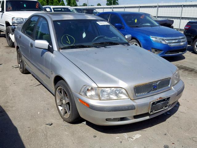 YV1VS29521F749076 - 2001 VOLVO S40 1.9T SILVER photo 1