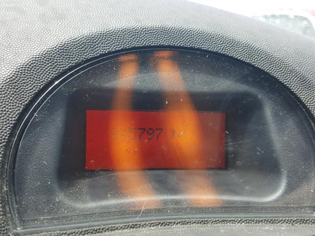 2G2WS522641202596 - 2004 PONTIAC GRAND PRIX GOLD photo 8