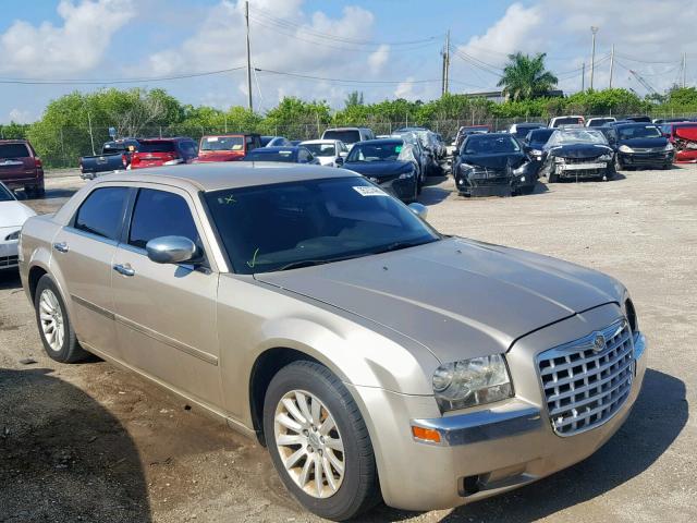 2C3LA43R96H513980 - 2006 CHRYSLER 300 GOLD photo 1