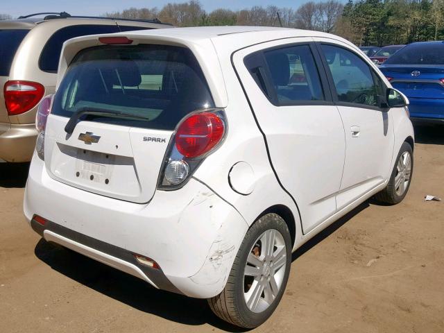 KL8CA6S99EC583420 - 2014 CHEVROLET SPARK LS WHITE photo 4