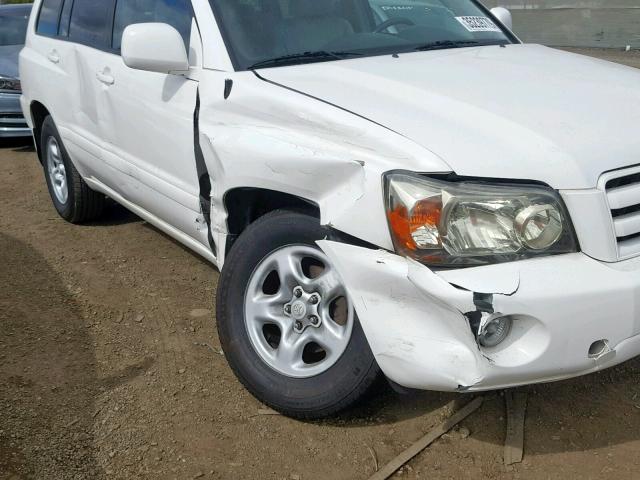 JTEDD21AX70162345 - 2007 TOYOTA HIGHLANDER WHITE photo 9