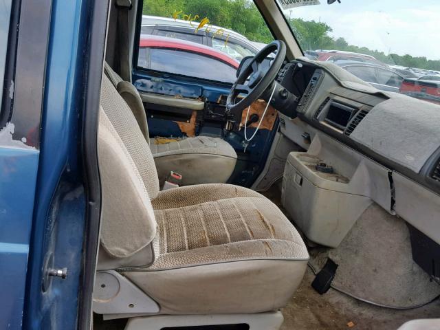 1GNDM15Z9PB211092 - 1993 CHEVROLET ASTRO BLUE photo 5