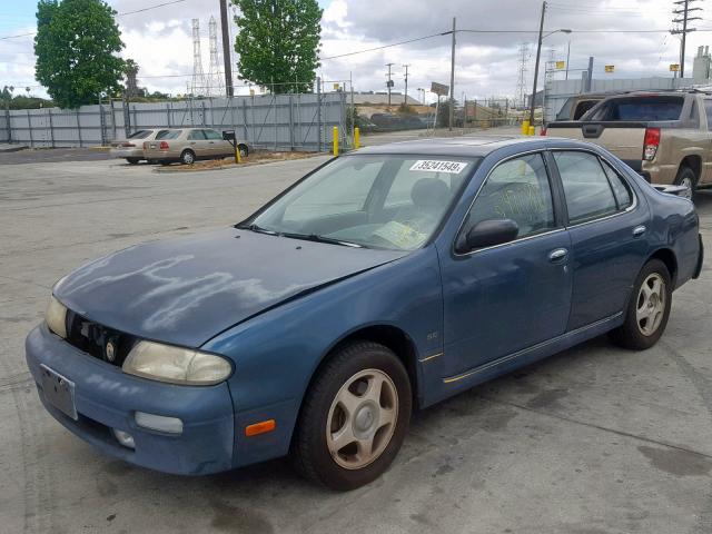 1N4BU31F9PC178148 - 1993 NISSAN ALTIMA XE GREEN photo 2