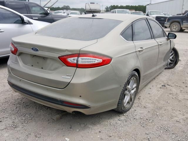 3FA6P0HD2FR296568 - 2015 FORD FUSION SE  photo 4