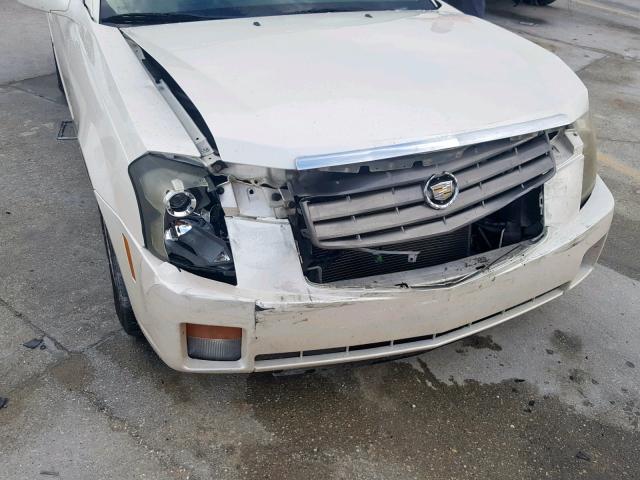 1G6DP567650136464 - 2005 CADILLAC CTS HI FEA WHITE photo 9