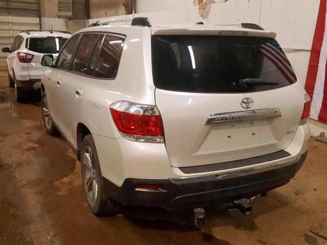 5TDDK3EH8CS147650 - 2012 TOYOTA HIGHLANDER WHITE photo 3