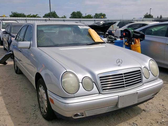 WDBJF65F3WA528183 - 1998 MERCEDES-BENZ E 320 SILVER photo 1