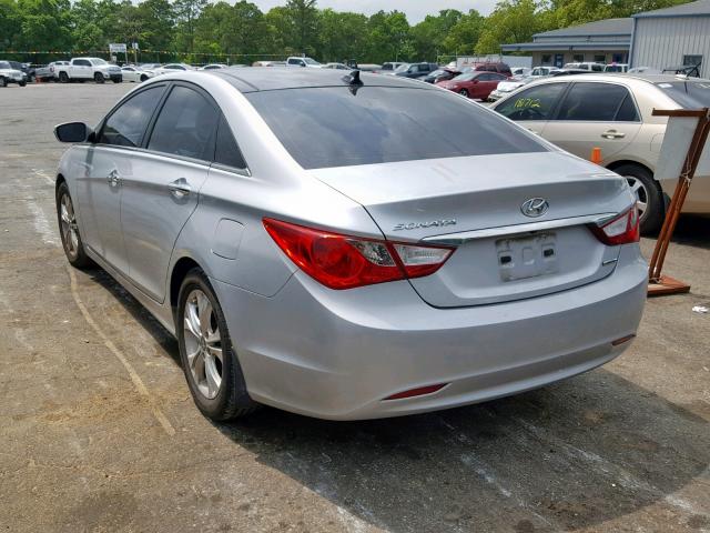 5NPEC4AC9DH627303 - 2013 HYUNDAI SONATA SE SILVER photo 3