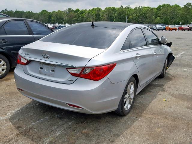 5NPEC4AC9DH627303 - 2013 HYUNDAI SONATA SE SILVER photo 4