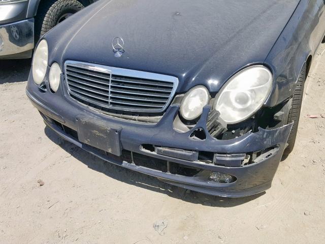 WDBUF65J84A450126 - 2004 MERCEDES-BENZ E 320 BLUE photo 9