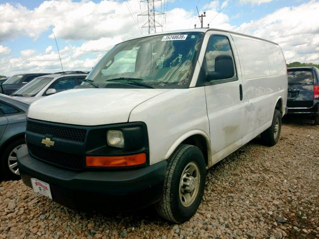 1GCWGAFFXG1264919 - 2016 CHEVROLET EXPRESS G2 WHITE photo 2