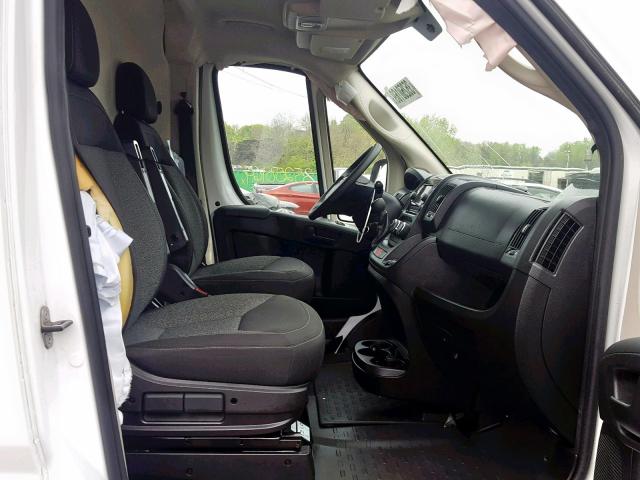 3C6TRVAG3JE127529 - 2018 RAM PROMASTER 白色 照片 5