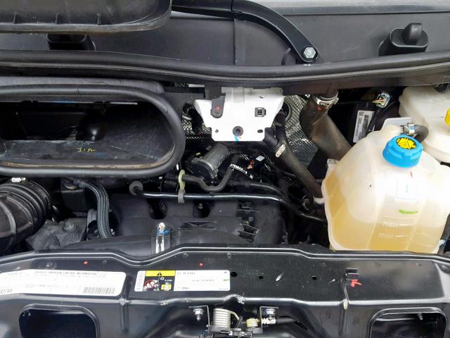 3C6TRVAG3JE127529 - 2018 RAM PROMASTER 白色 照片 7